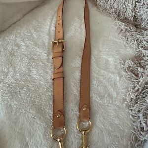 LOUIS VUITTON Vachetta 25mm Adjustable Shoulder strap